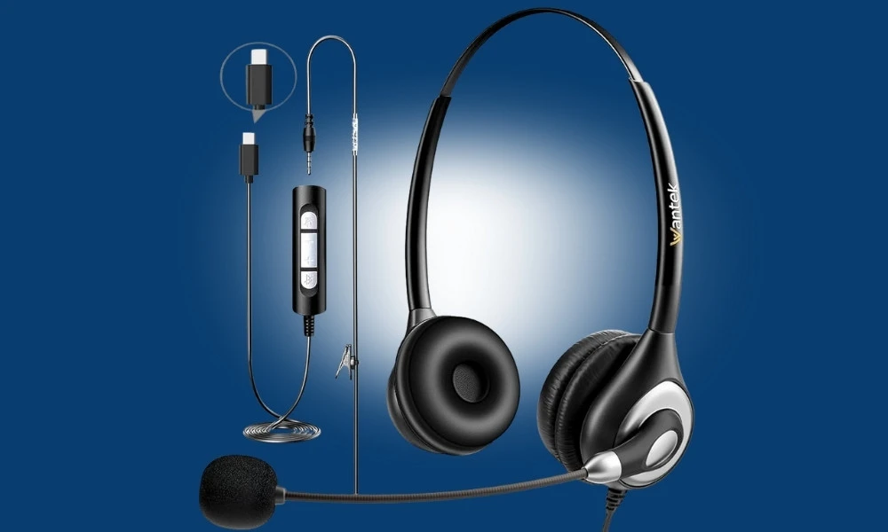 Different types of headset microphones: standard, noise-canceling, and boom